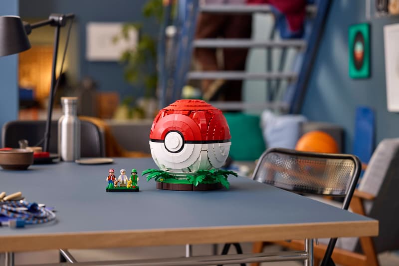 LEGO Pokémon 72154 Poké Ball s ikonickými momentmi Trénerov