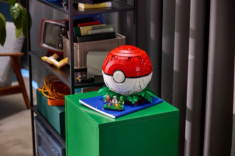 LEGO Pokémon 72154 Poké Ball s ikonickými momentmi Trénerov