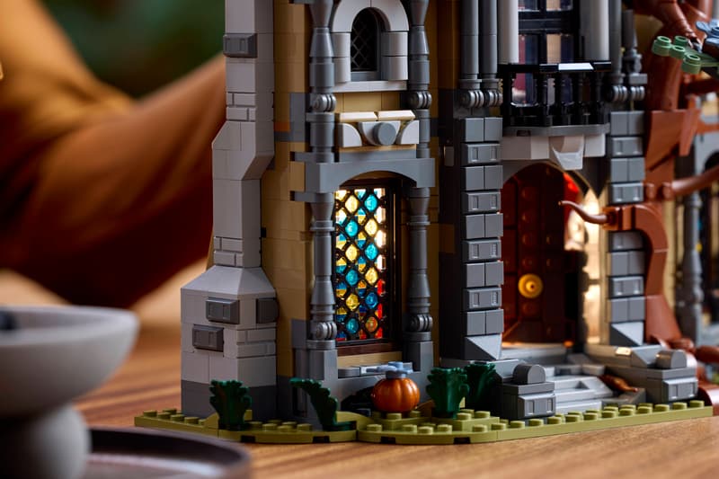 LEGO® Icons 11383 Sídlo starostky
