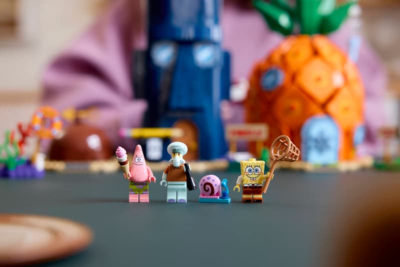 LEGO® Icons 11386 SpongeBob SquarePants: Zátišie bikín